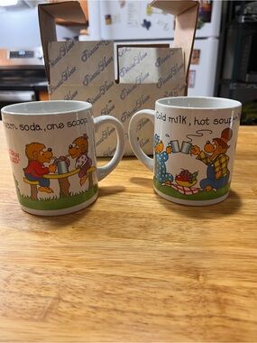 Princess House White Ceramic Cartoon Picnic Coffee Mugs (Set of 2)